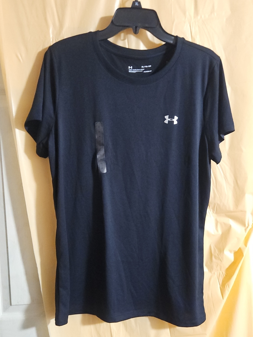 Under Armour Women’s Tech Twist T-Shirt: BLACK: NEW WITH TAGS: SIZE XL